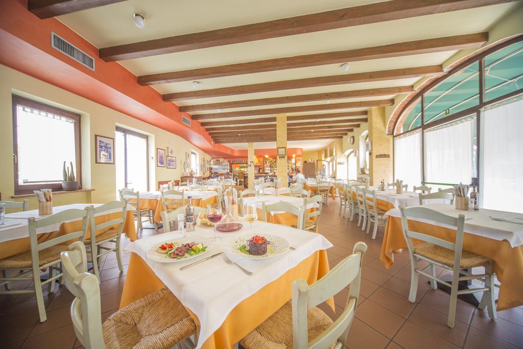 Hotel Antichi Cortili Dossobuono Ngoại thất bức ảnh