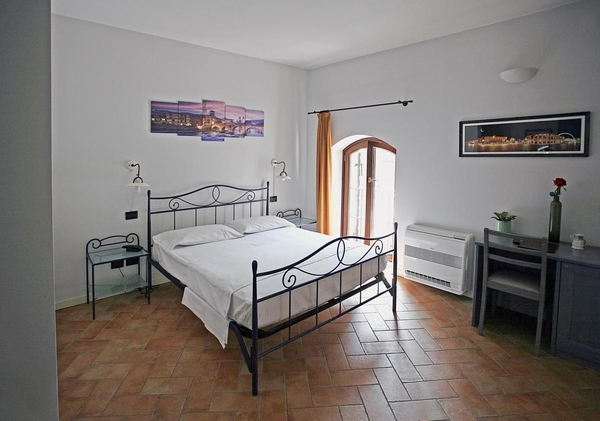 Hotel Antichi Cortili Dossobuono Ngoại thất bức ảnh