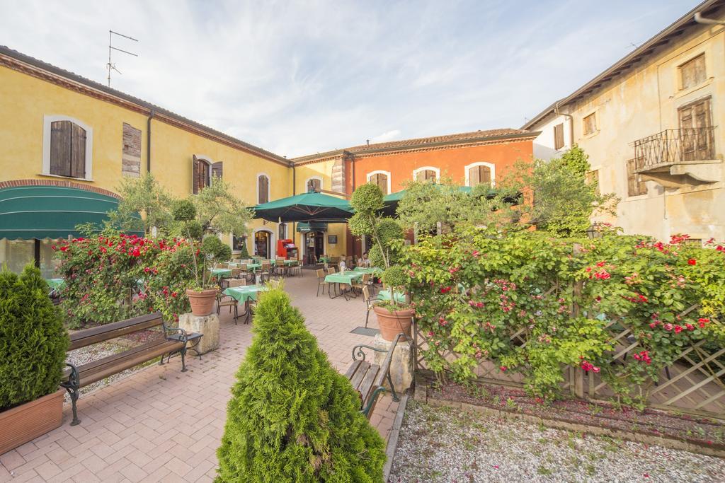 Hotel Antichi Cortili Dossobuono Ngoại thất bức ảnh