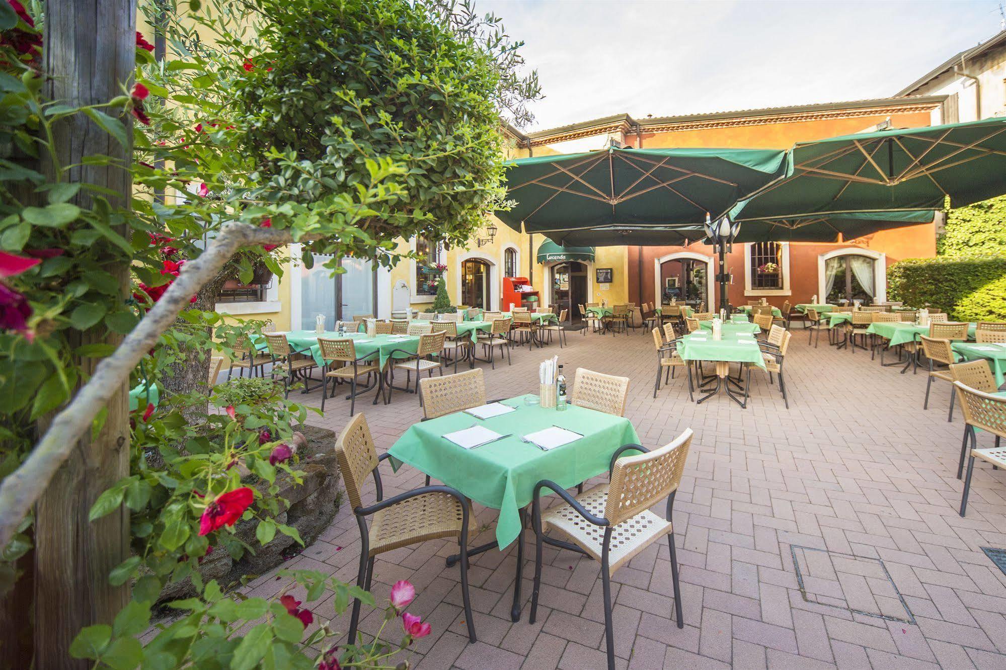 Hotel Antichi Cortili Dossobuono Ngoại thất bức ảnh